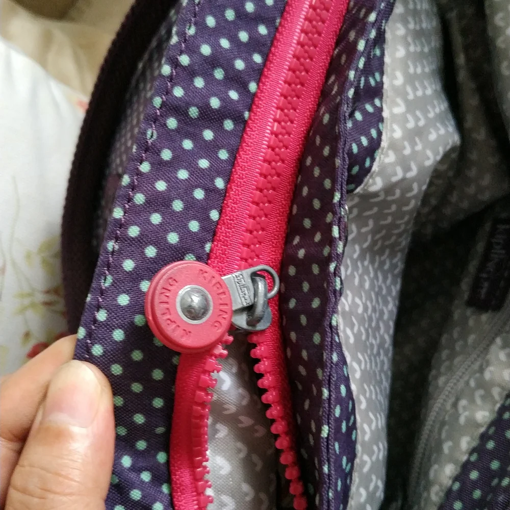 Kipling k15311 Sevrine Shoulder Bag - Picture 11 of 17